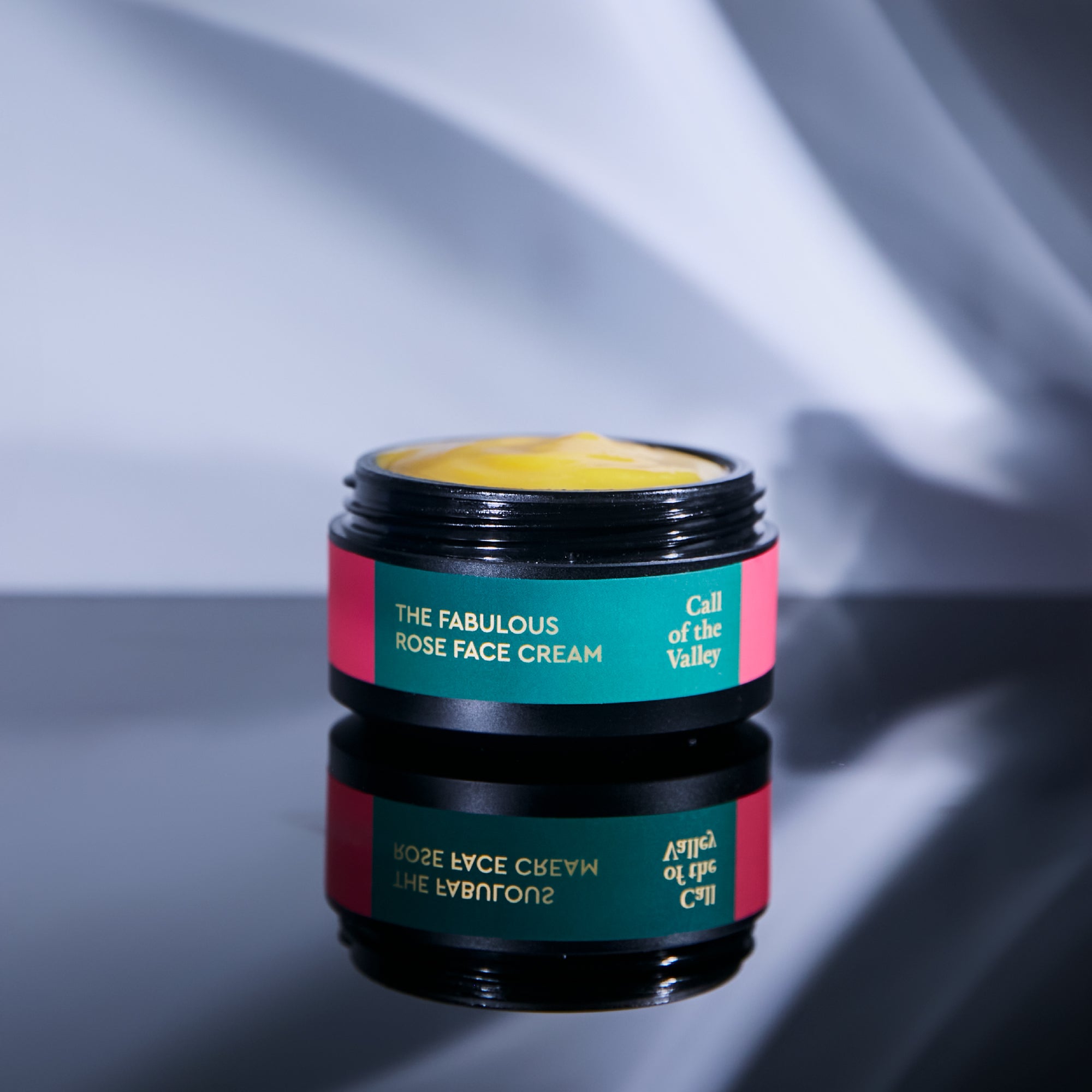 The fabulous rose face cream by call of the valley 100% natural effective anti aging